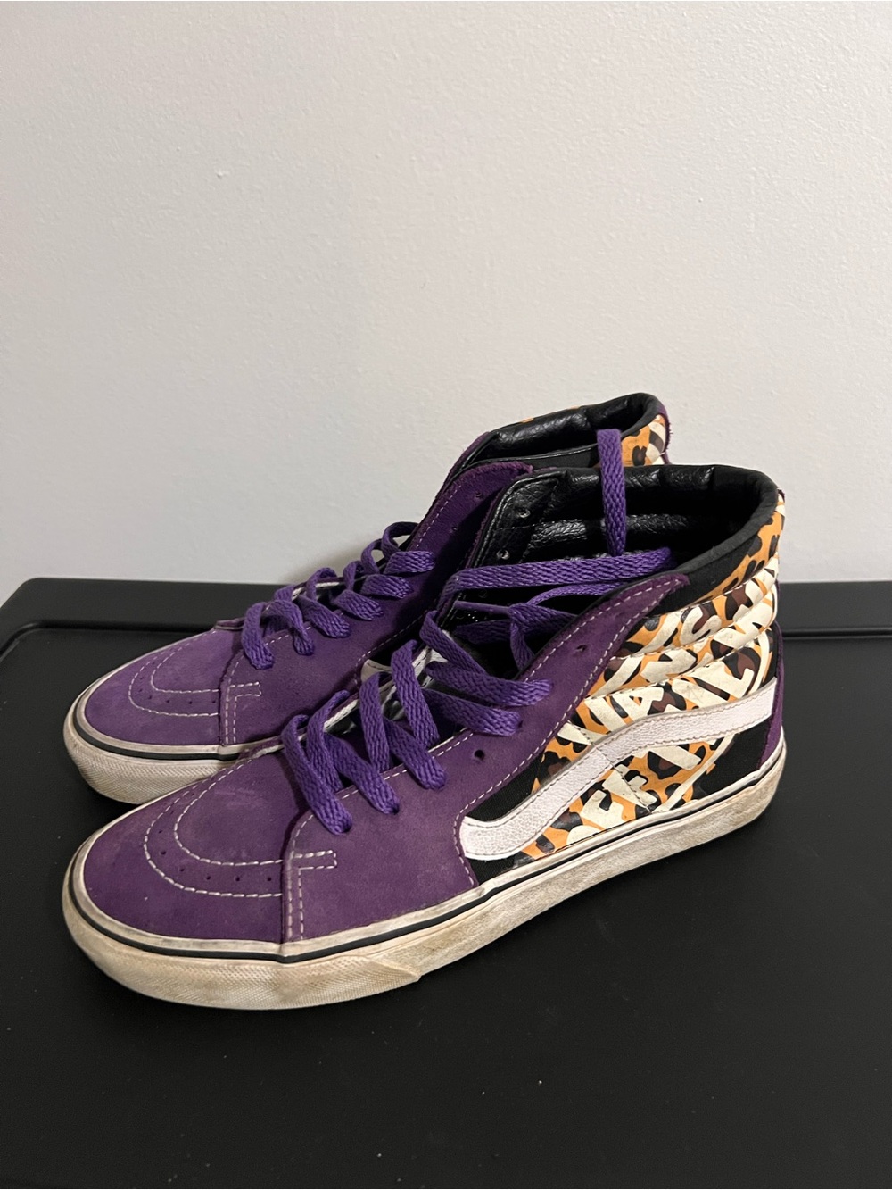 Vans Women's Purple Suede High-Top Sneakers with Patterned Side Panel M7 W8.5